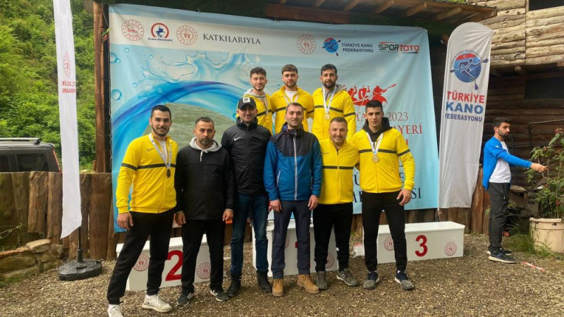 Düzce Belediyesi Spor Akademisi rafting takımı şampiyon oldu 